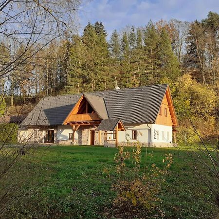 Вилла The Retreat Zdarky Экстерьер фото