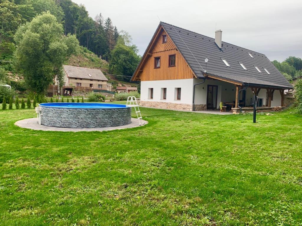Вилла The Retreat Zdarky Экстерьер фото