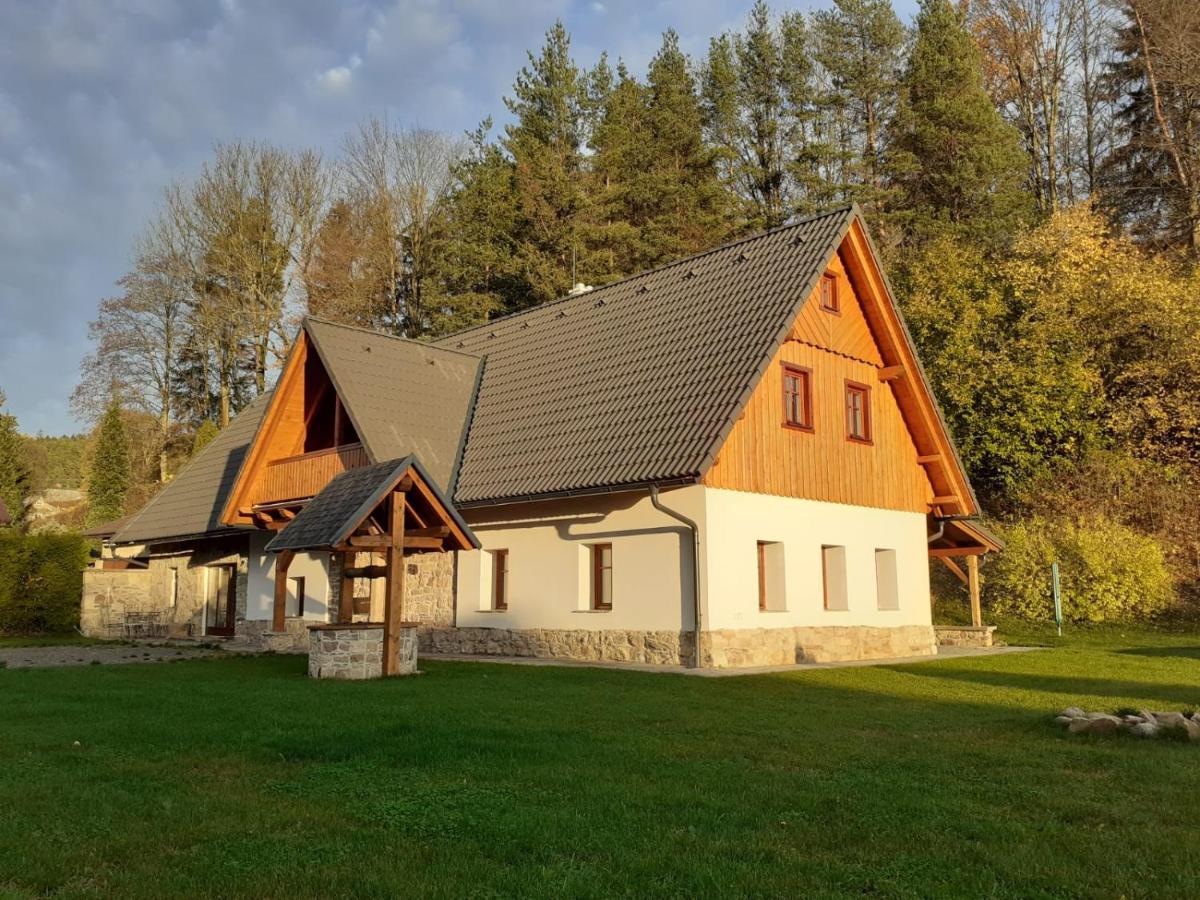 Вилла The Retreat Zdarky Экстерьер фото